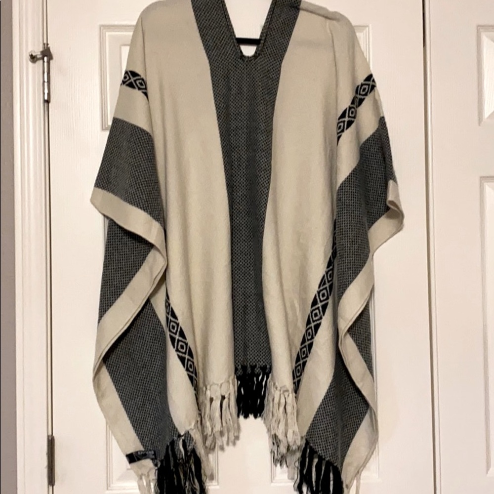 Express Cream and Black Pancho